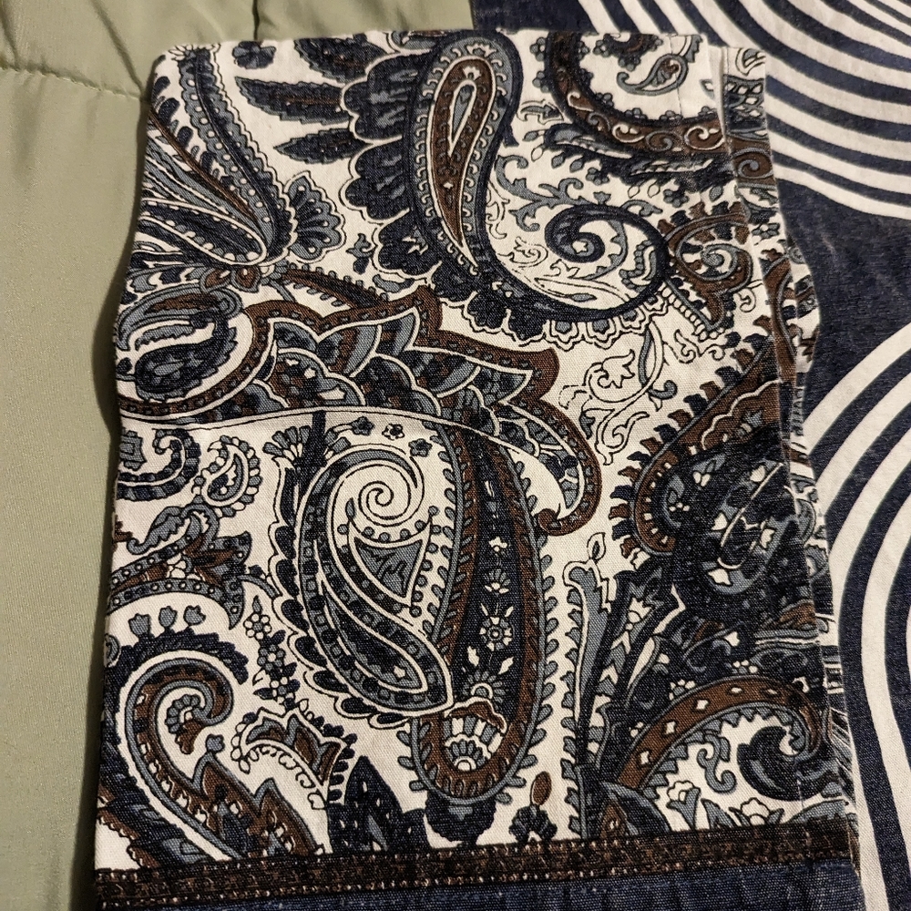 Allen + Roth Kitchen Towels - Picture 4 of 10